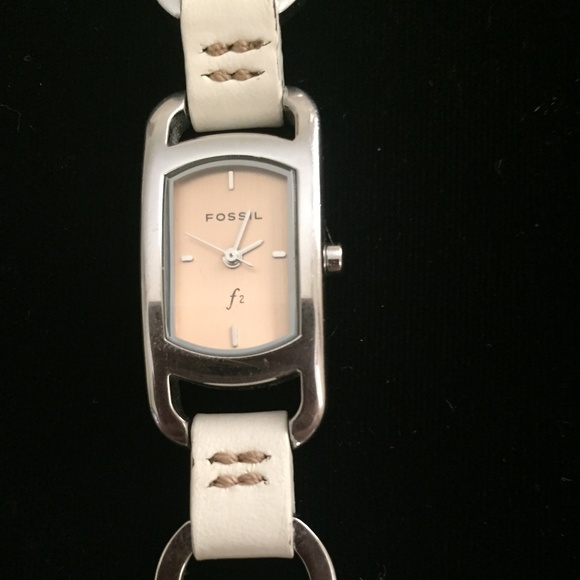 FOSSIL F2 LADIES/TEEN WATCH
